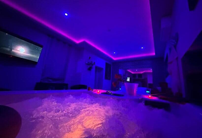 Пансион Jacuzzi & Sauna Herrlisheim