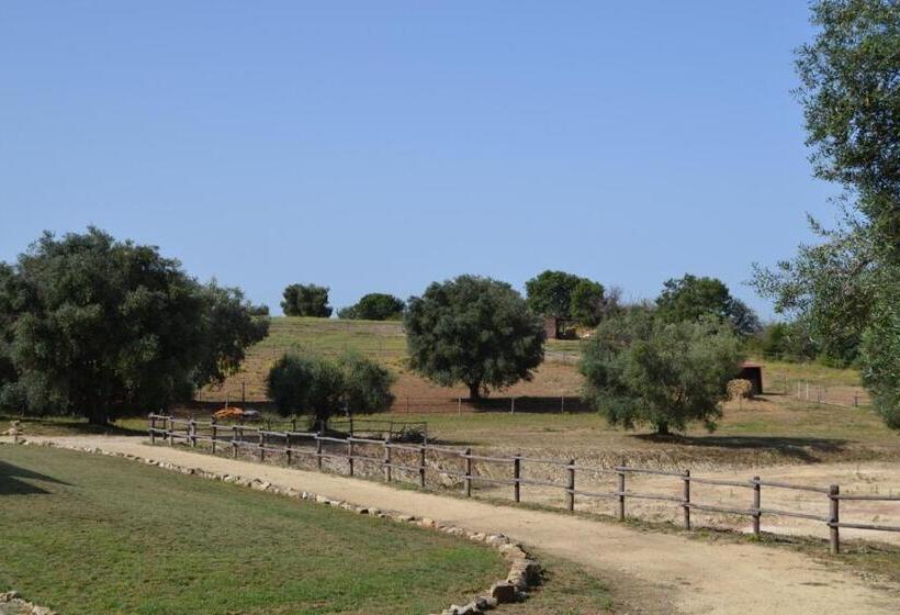 펜션 Red Cedar Ranch