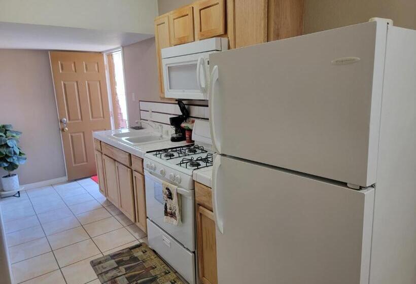 بنسيون Villa Juan # 1