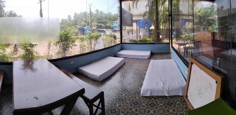 هاستل Jungle By Sturmfrei Morjim