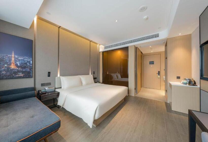 Atour Hotel Quzhou Nankong