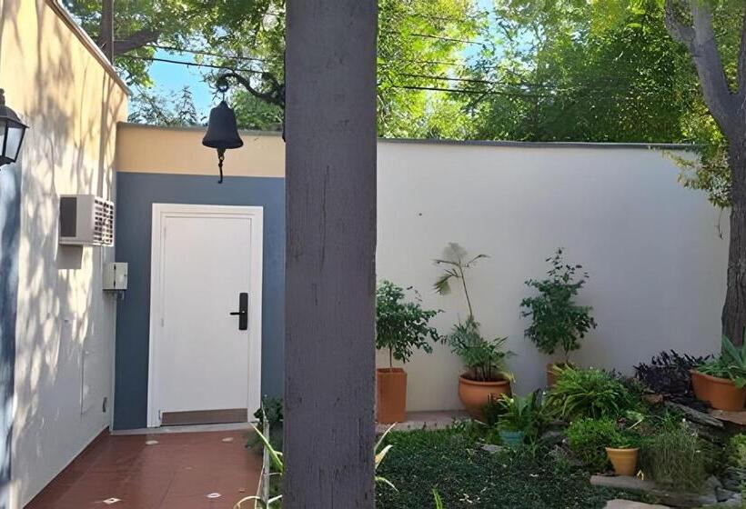 مبيت وإفطار Buen Viaje Mendoza