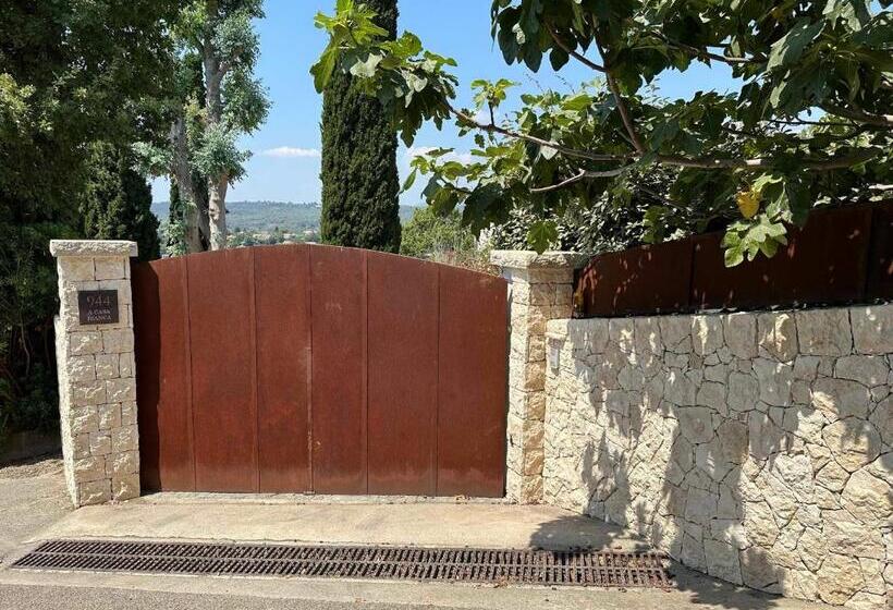 بنسيون A Casa Bianca