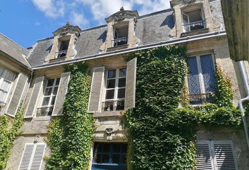 تختخواب و صبحانه Jardin Et Hotel Particulier