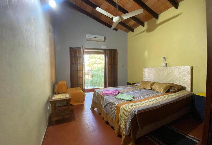 تختخواب و صبحانه Villa Morra House Iii
