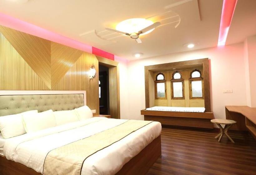 هتل Jaisal Inn Pure Veg