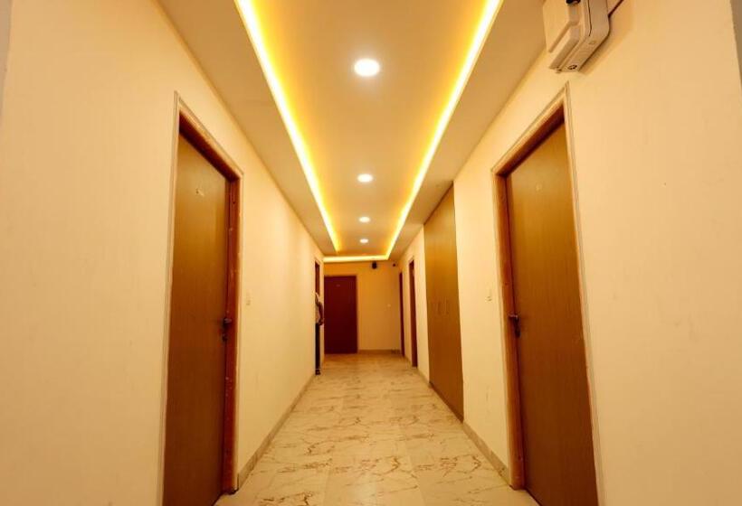 هتل Jaisal Inn   Pure Veg