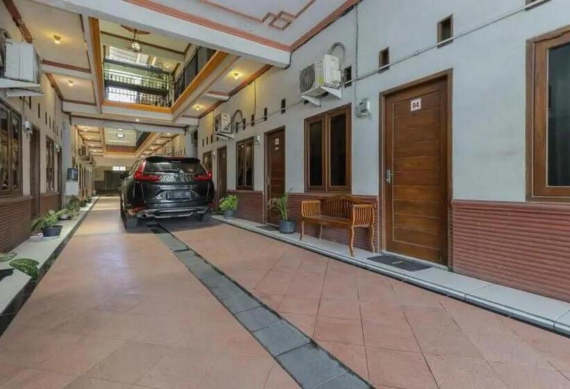 فندق Oyo 91292 Pondok Inap Shofwa 1