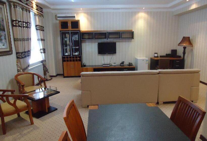 בית מלון כפרי Zarafshan Managed By Dedeman