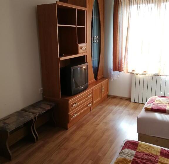 Пансион Dunakanyar Bed & Breakfast