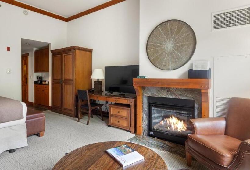 استراحتگاه 1117 Lodge At Spruce Peak Ski In Ski In Ski Out King Studio