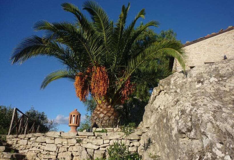 مبيت وإفطار Rocca Del Vento