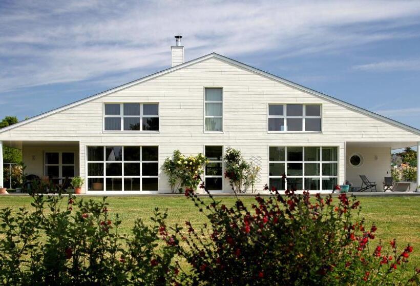 住宿加早餐  La Villa Blanche   18 Personnes