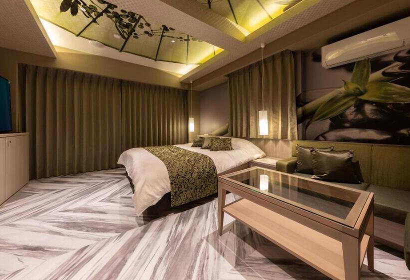 فندق Aya Adult Only