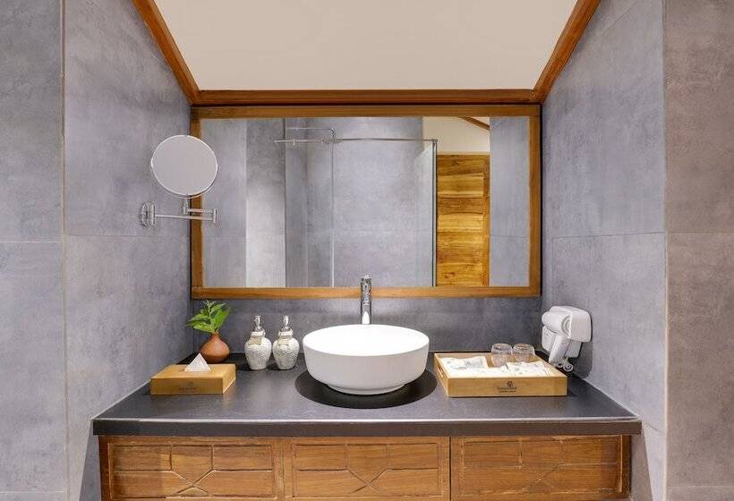 ホテル Lemon Tree Wildlife Resort, Kanha