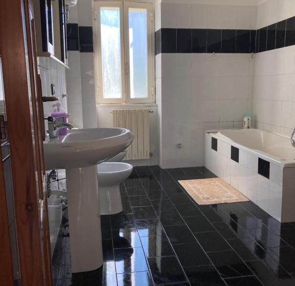 بنسيون Casa Marina