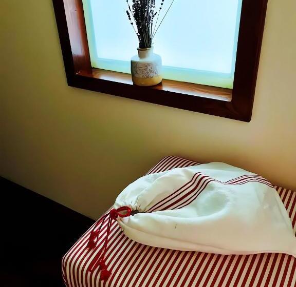 リゾートホテル Péchy Castle