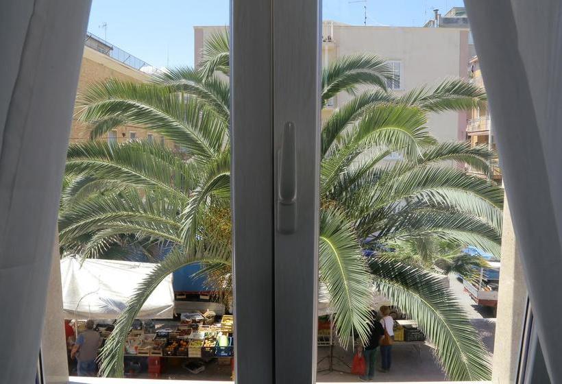تختخواب و صبحانه Rooms La Perla Del Mare