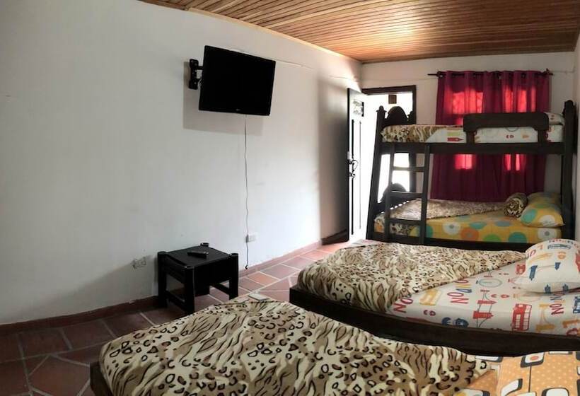 هتل La Fragata Src