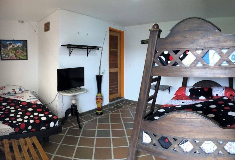 هتل La Fragata Src