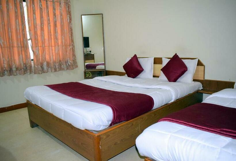 Отель Manas Homestay By Sky Stays