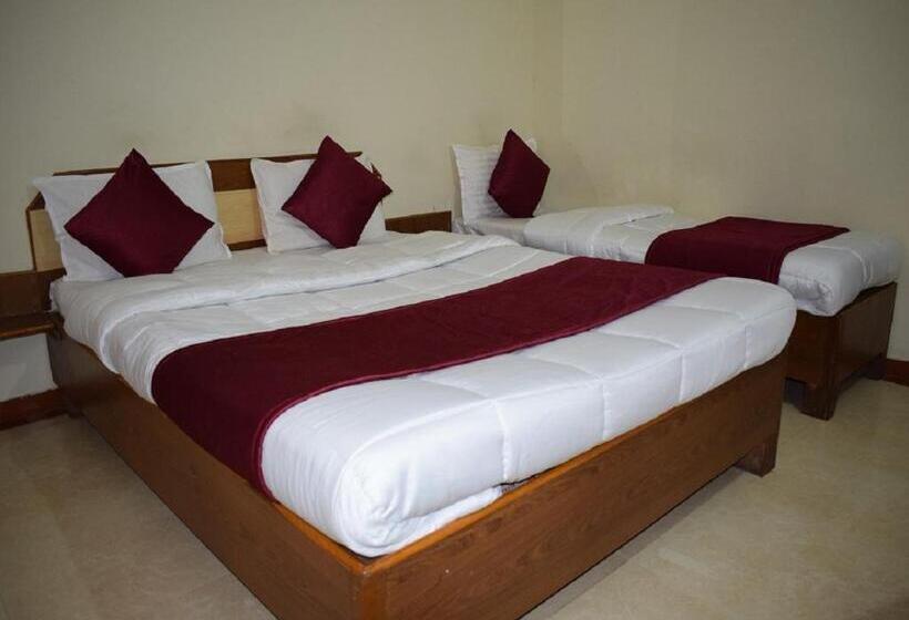Отель Manas Homestay By Sky Stays
