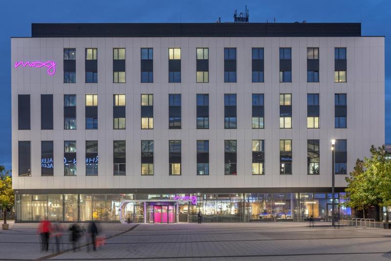 هتل Moxy Ludwigshafen