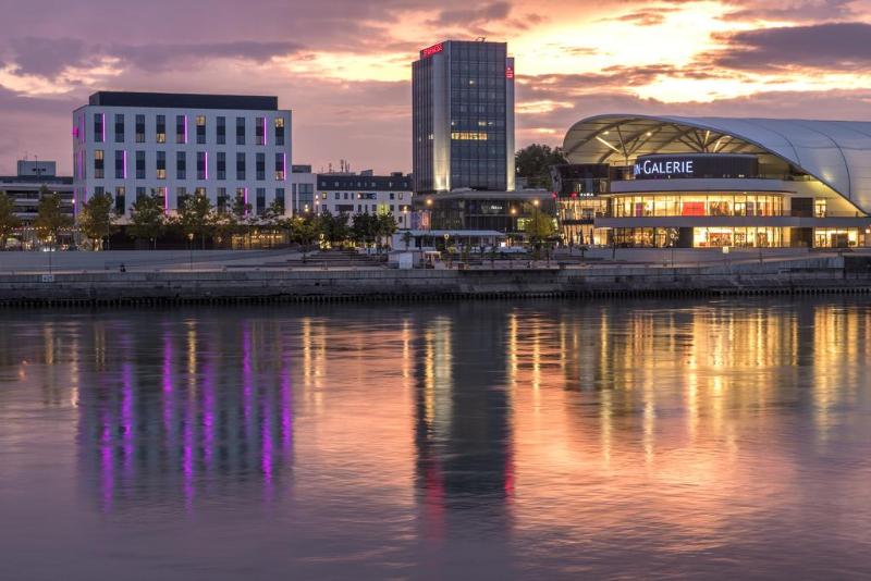 هتل Moxy Ludwigshafen
