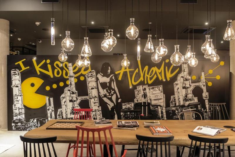 هتل Moxy Ludwigshafen