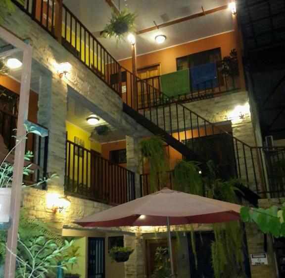 هتل Villa Prats