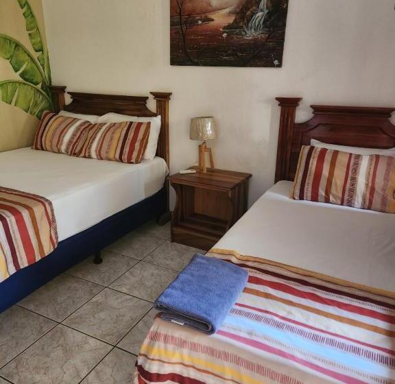 هتل Villa Prats