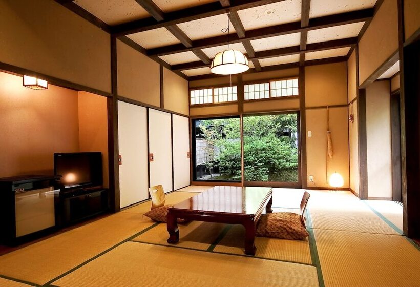 ریوکان Shikinosato Hanamura