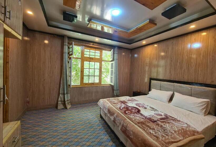 پانسیون Rus Olive Lodge Skardu