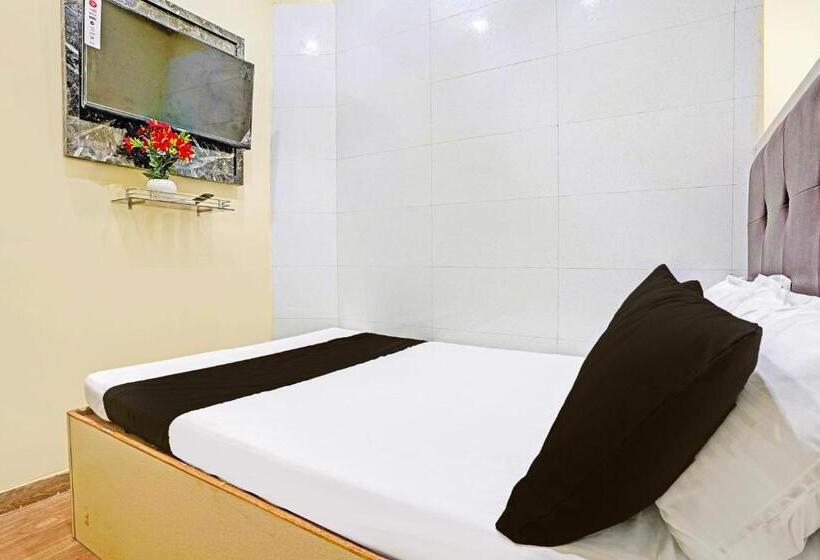 هتل O Tanvi Guest House