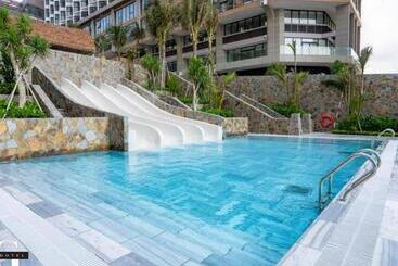 هتل Apec Mandala Mui Ne Delux Room 2 Beds 4ppl