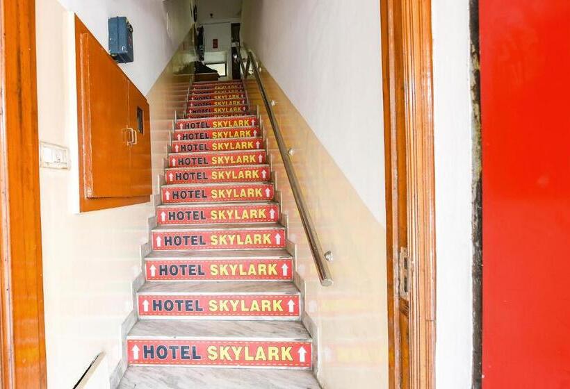 فندق Fabexpress Skylark