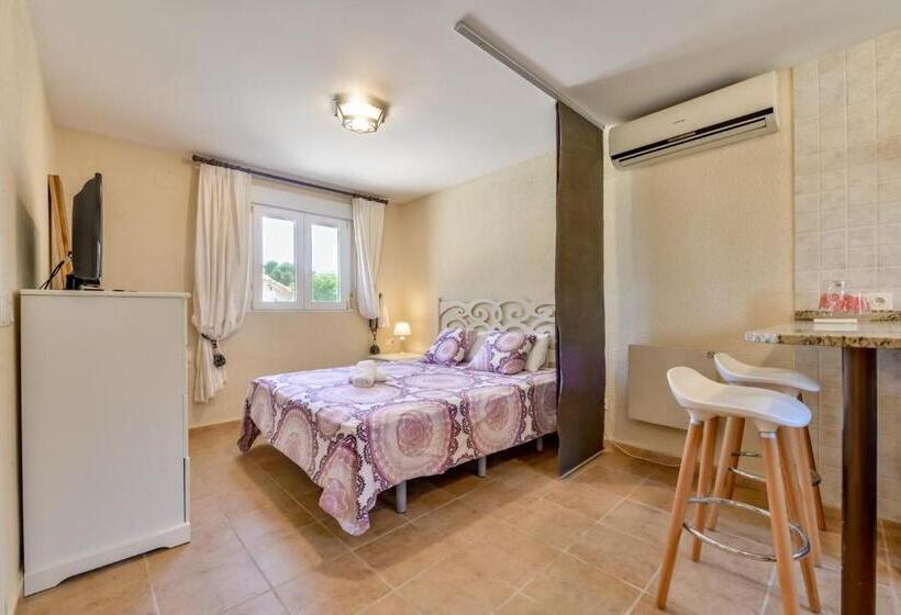 پانسیون Villa Fortuna   Apartamentos у Estudios Para Vacaciones Con Piscina Común, Calpe