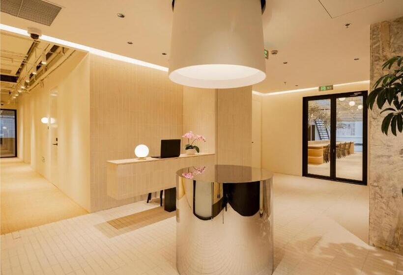 Hi Cozy International Youth Hostel East Nanjing Road & The Bund   Free Coffee And Gym