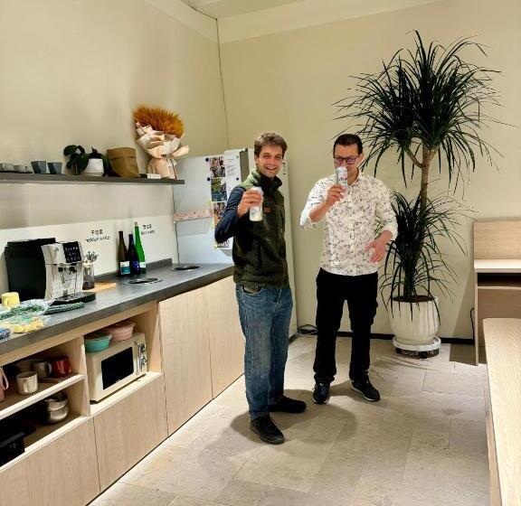 Hi Cozy International Youth Hostel East Nanjing Road & The Bund   Free Coffee And Gym