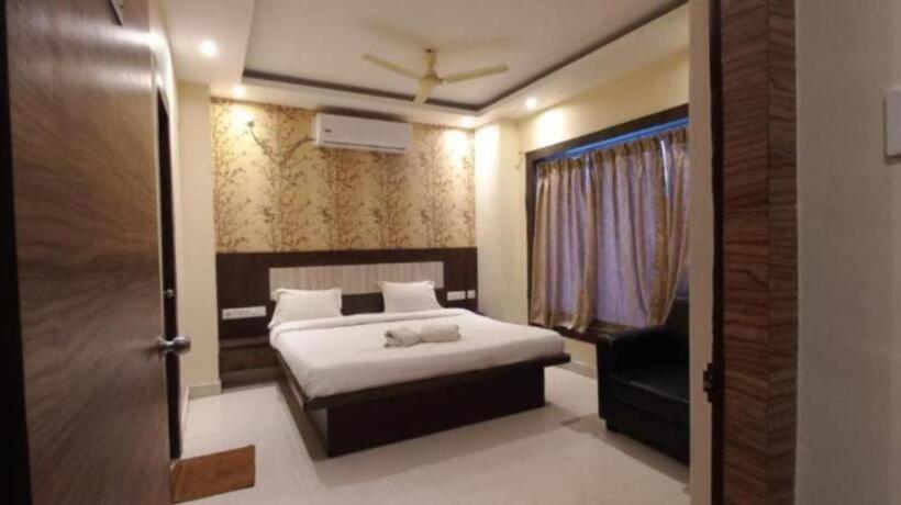 Отель Home Town Puri Near Temple & Golden Beach Lift Wifi With Restaurant Facilities By Morservices