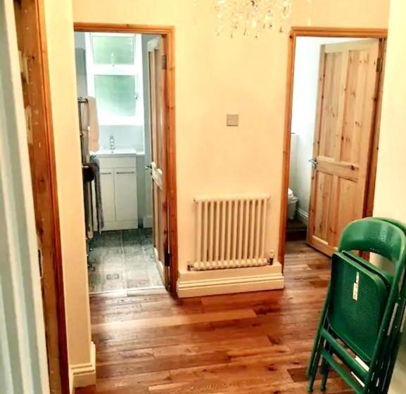 צימר Waterloo Central London   Private Rooms In Shared Apartment