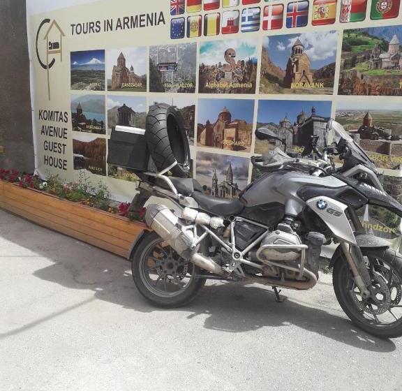 Hostel Komitas Avenue Guest House