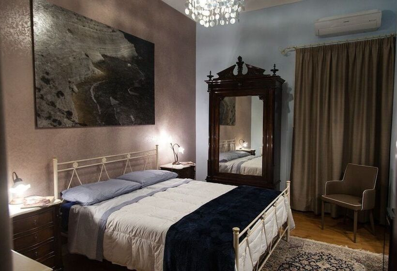 تختخواب و صبحانه Palazzo Melluso Luxury Suite