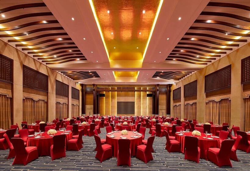 هتل Four Points By Sheraton Danzhou