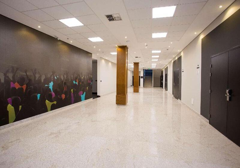 هتل Ibis Styles Taubate