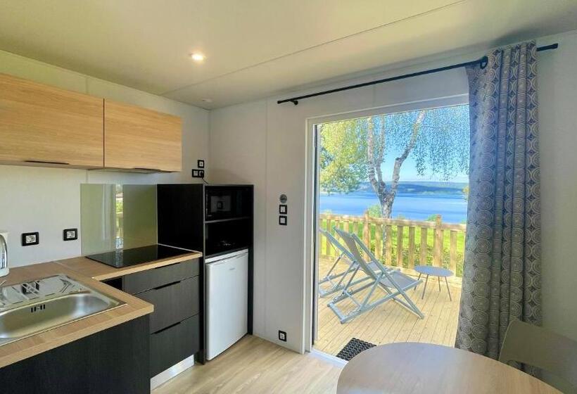 هتل Les Terrasses Du Lac