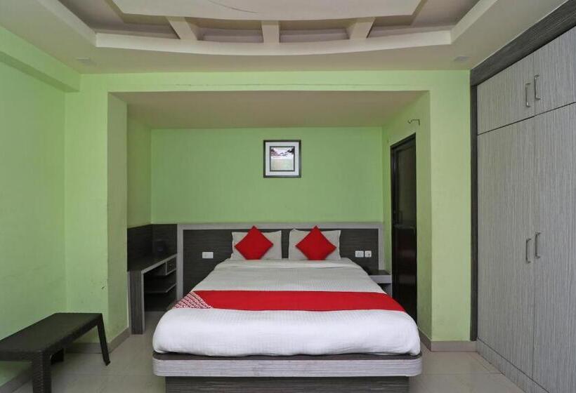ホテル Oyo Rooms Pandra Road Near Otc Ground