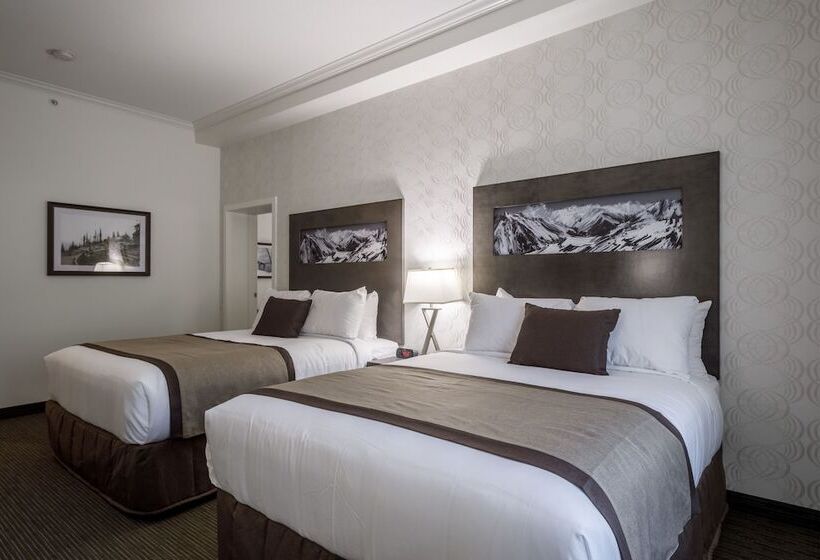 ホテル Ramada By Wyndham Revelstoke