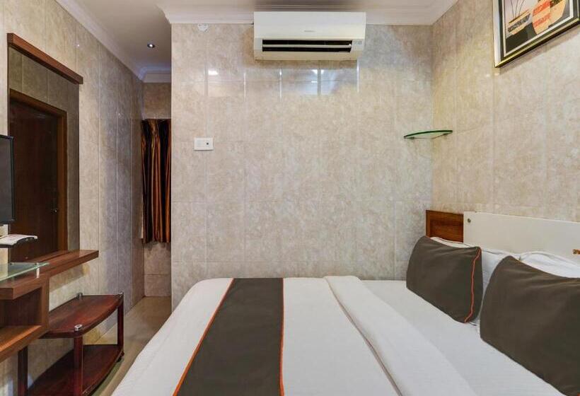 בית מלון כפרי The Park Royal