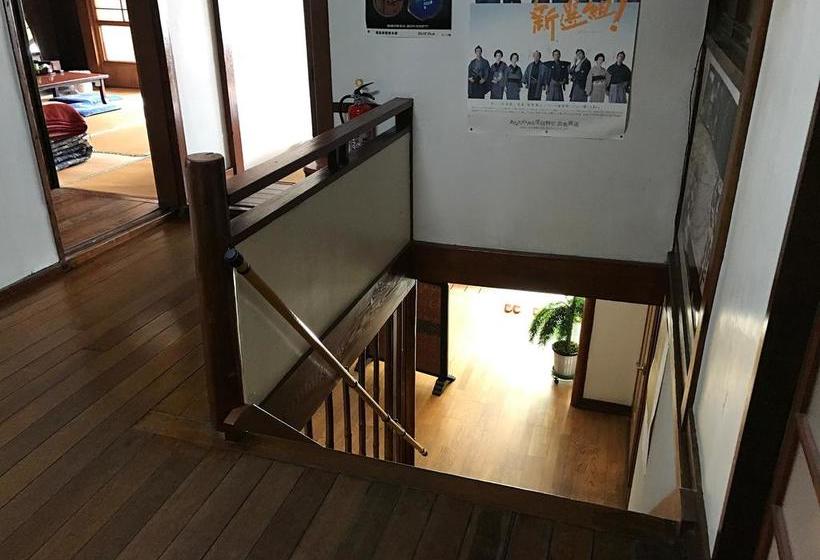 Niko Ryokan